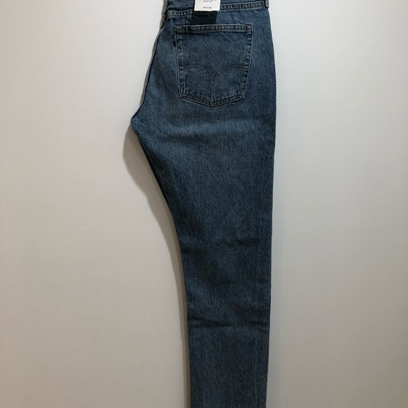 Levi’s 501 Hi-Rise Medium Wash Skinny Jeans - Picture 6 of 7